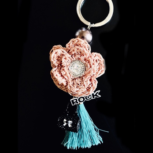 GIFTEDPearls, purses and rock n roll Tassel Keychain - Picture 1 of 4